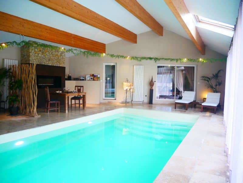 Loft romantique avec jacuzzi privatif 13